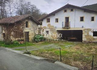 Mas à Amorebieta - Etxano. Caserio unifamiliar en venta