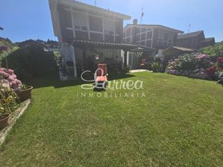Chalet in Amorebieta - Etxano