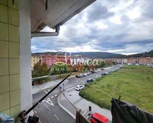 Pis a Amorebieta - Etxano. Piso muy soleado y céntrico