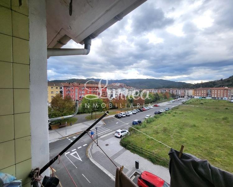 Foto 4a85ff28-b9b7-41d2-bb65-a90d0ef1bdbc. Pis a Amorebieta - Etxano