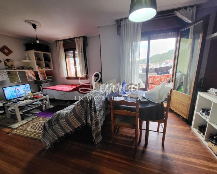 Foto eb1a1c1a-ab53-44bb-be09-54cb1c0aabab. Pis a Amorebieta - Etxano