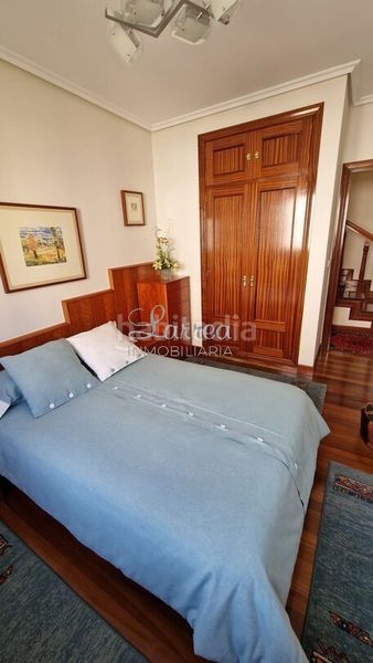 Foto 31b3ffdf-1378-4a23-9b84-bd5a5c4757c1. Casa adossada amb calefacció aparcament a Igorre