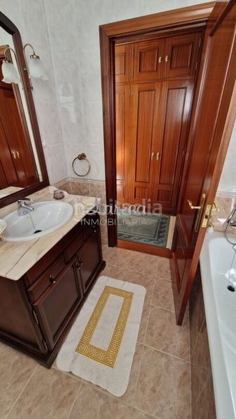 Foto b334b661-f75f-4457-8ed1-1d9dd8c8d60f. Casa adossada amb calefacció aparcament a Igorre