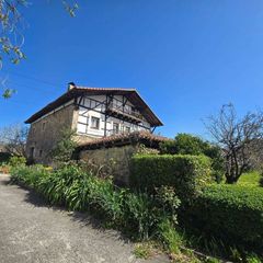 Casale in Amorebieta - Etxano. Se vende caserio tradicional en amorebietaetxano