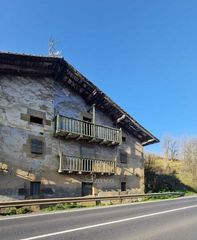 Maison  Zugaztieta. Caserío bifamiliar en muxika en venta. junto a la parada de auto