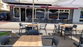 Business premise in Agirre lehendakari etorbidea 23. Venta por jubilación. bar en pleno rendimiento. precio negociabl