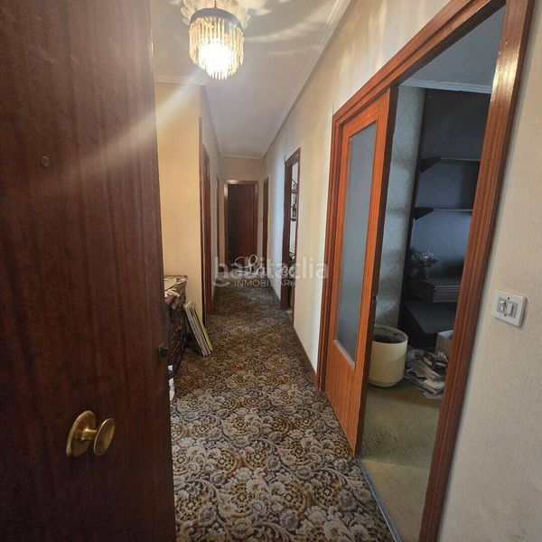 Foto ebd7b043-e733-4b58-a249-a7e45bb021a7. Piso muy centrico con ascensor en Amorebieta - Etxano
