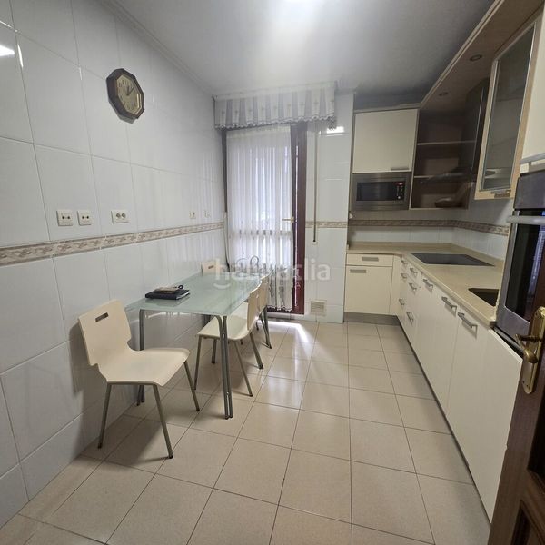 Foto 54d546ac-a168-4530-b40b-dd0ab3d23d68. Pis amb calefacció aparcament a Amorebieta - Etxano