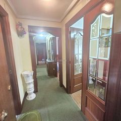 Appartamento in Amorebieta - Etxano. Amplio piso en el centro completamente exterior y soleado
