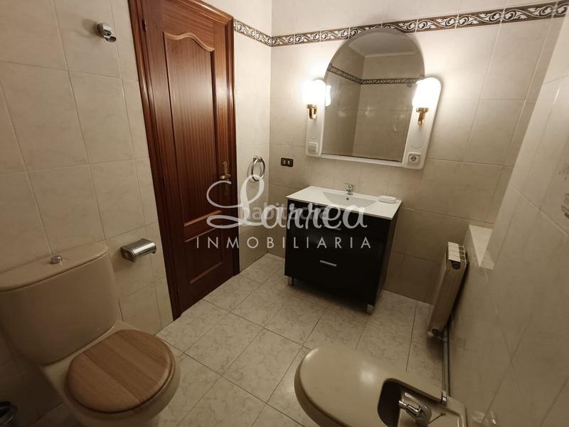 Foto 2fee6baa-dd31-4f05-ab11-28be65378992. Casa amb calefacció a Igorre