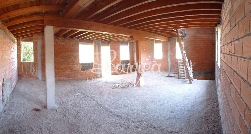 Foto 92fadc7b-0c2f-4bac-8c98-b6703569dc02. Casa caserío en proceso de reforma en Zeanuri