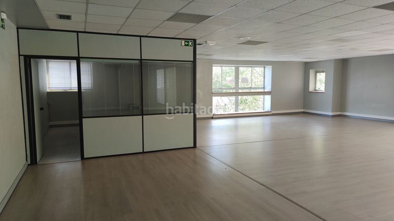 Foto 5e42d81a-10c2-4e08-90f4-4afa5e871231. Rent office space with heating in Igorre