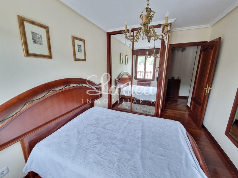 Foto 6e0b98c8-2647-4ba1-8fc3-cc2d383a234d. Àtic amb calefacció aparcament a Zeanuri