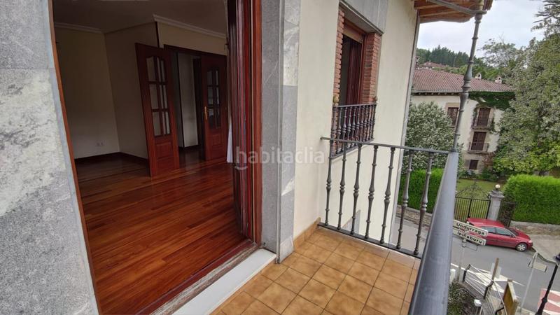 Foto e919f417-a8b1-4924-a1cb-22b782c18c2b. Àtic amb calefacció aparcament a Zeanuri