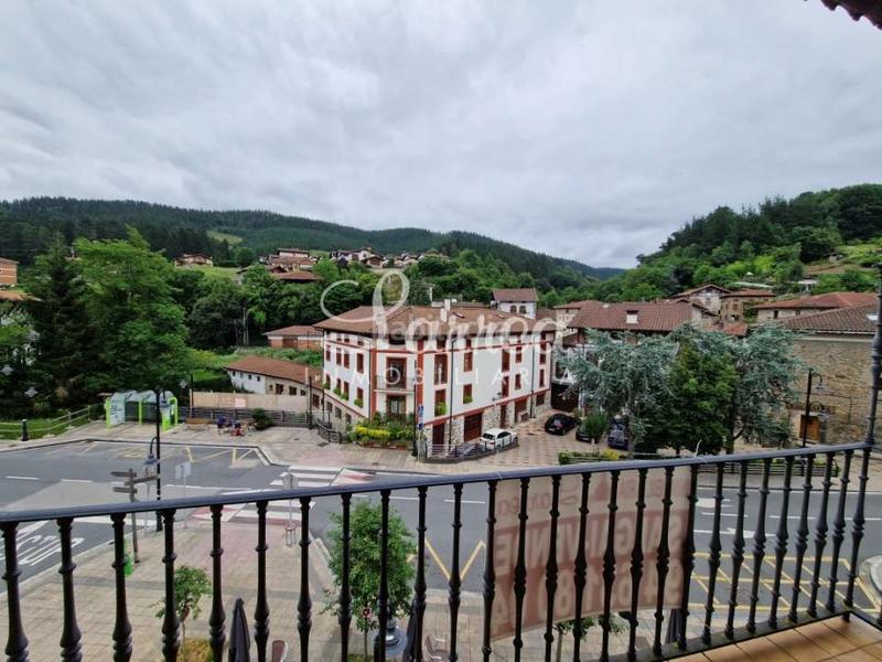 Foto fc716a34-aa4e-436f-a2cc-2a75f978244b. Àtic amb calefacció aparcament a Zeanuri