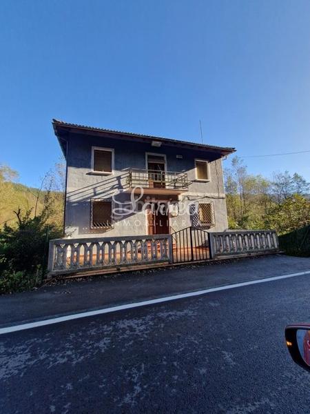 Foto 0716fd8c-32e8-4df2-8802-d0fdc084e6bc. Country house with heating parking in Igorre