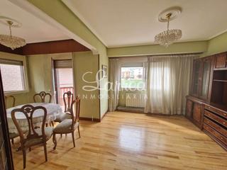 Appartement à Igorre. Se vende  piso muy amplio y céntrico en igorre c camarote y depa