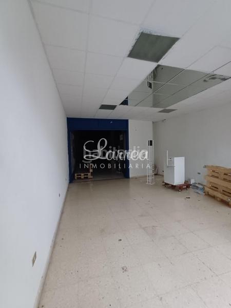 Foto 09da6773-9d9f-4c98-a887-40c756a52a93. Lloguer local comercial a Amorebieta - Etxano