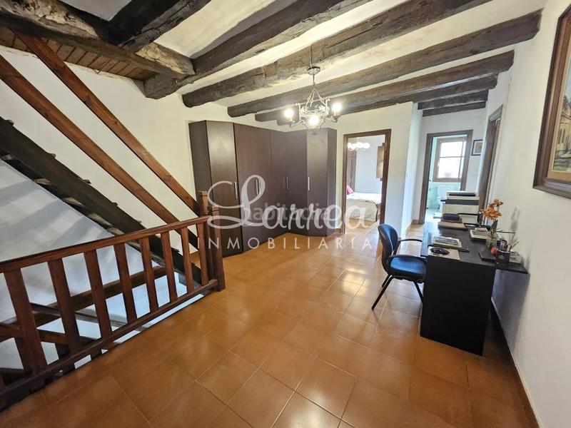 Foto c654f6e4-bd10-43dc-a714-2e8670413cb7. Casa bifamiliare in Alonsotegi