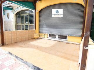 Locale commerciale in La Carihuela - Los Nidos