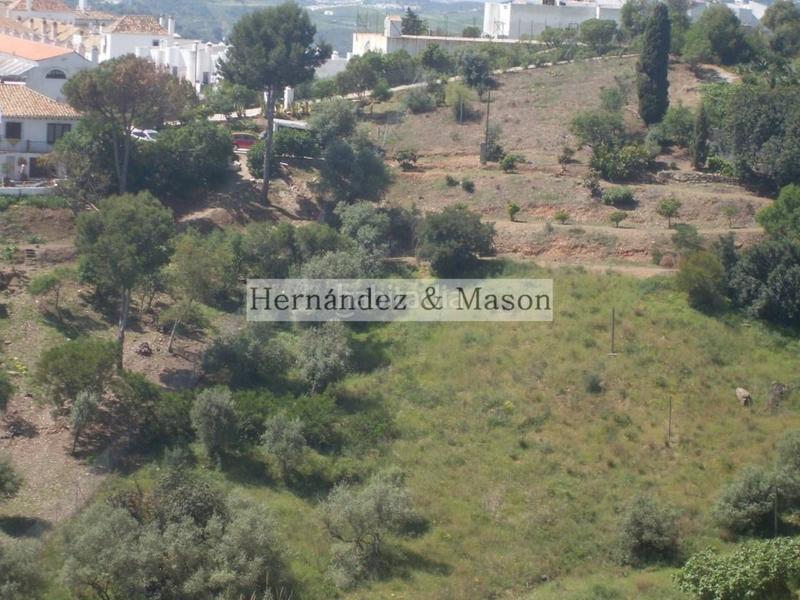 Foto f75d3e78-baf5-43d8-a5c8-aa7ae479b3d1. Terreno residencial parcela en venta golf-cala golf en Mijas