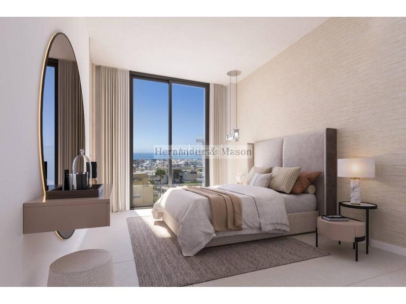 Foto 0cce8afa-83cc-48f9-a1eb-282f9cdff5f4. Pis amb aparcament piscina a Zona Centro Comercial Torrequebrada Benalmádena