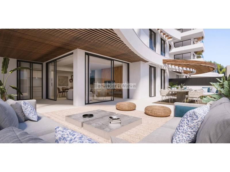 Foto 4454a11a-8e48-4d3e-aefd-cae7e4f6fe4b. Pis amb aparcament piscina a Zona Centro Comercial Torrequebrada Benalmádena