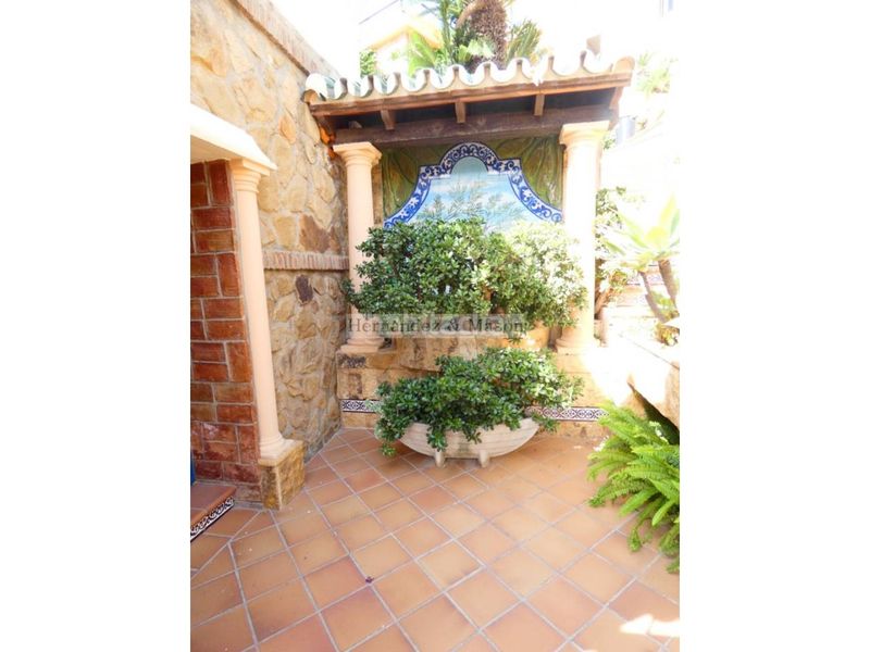 Foto 34fbee5c-a097-4efd-aa10-71b97565f203. Casa amb calefacció aparcament piscina a Hacienda Torrequebrada Benalmádena