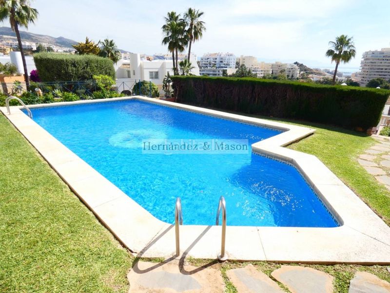 Foto 3f3a910d-0a3f-4abf-846a-5f55346f88bf. Casa amb calefacció aparcament piscina a Hacienda Torrequebrada Benalmádena
