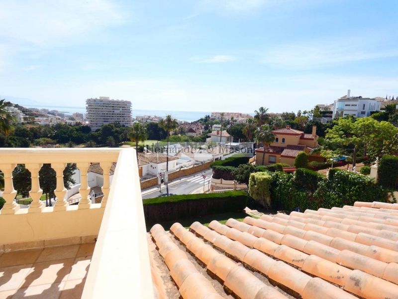 Foto 609f2bec-7c27-499b-b858-cc467402b25b. Casa amb calefacció aparcament piscina a Hacienda Torrequebrada Benalmádena