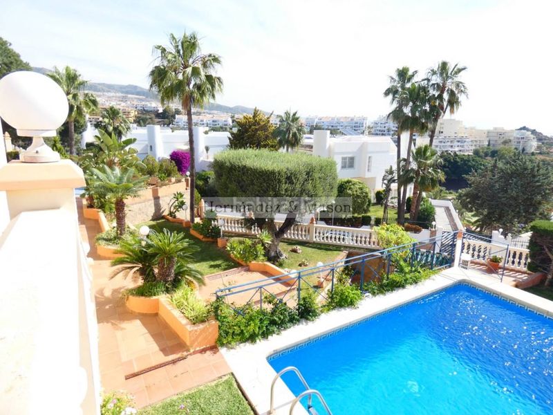 Foto a0d88fa3-2e7c-4db7-b5ca-77b525f4c5ca. Casa amb calefacció aparcament piscina a Hacienda Torrequebrada Benalmádena