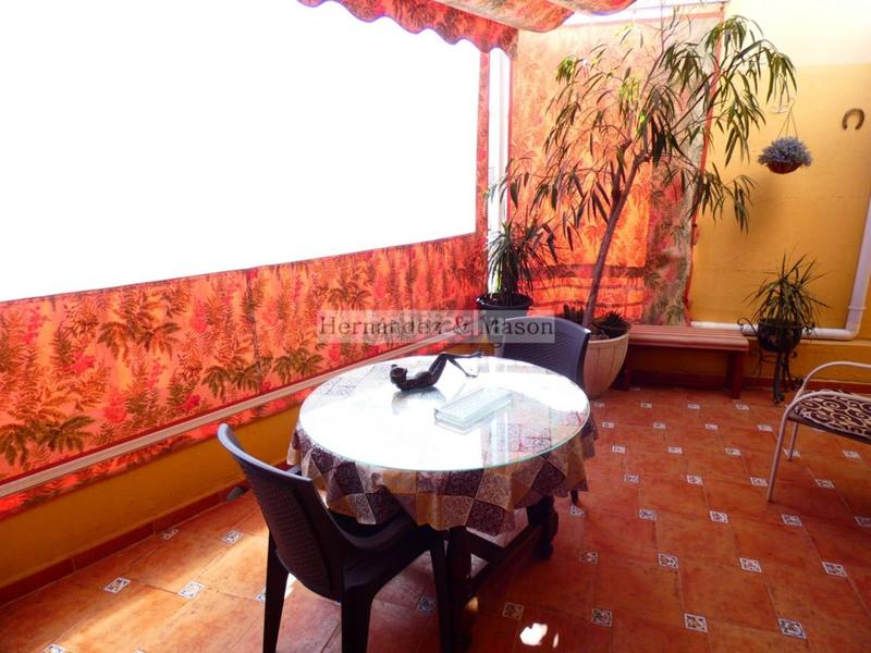 Foto 3ae00e28-c0fc-437d-8c89-5c7721fbd19a. Piso  en venta en El Bajondillo en El Bajondillo Torremolinos