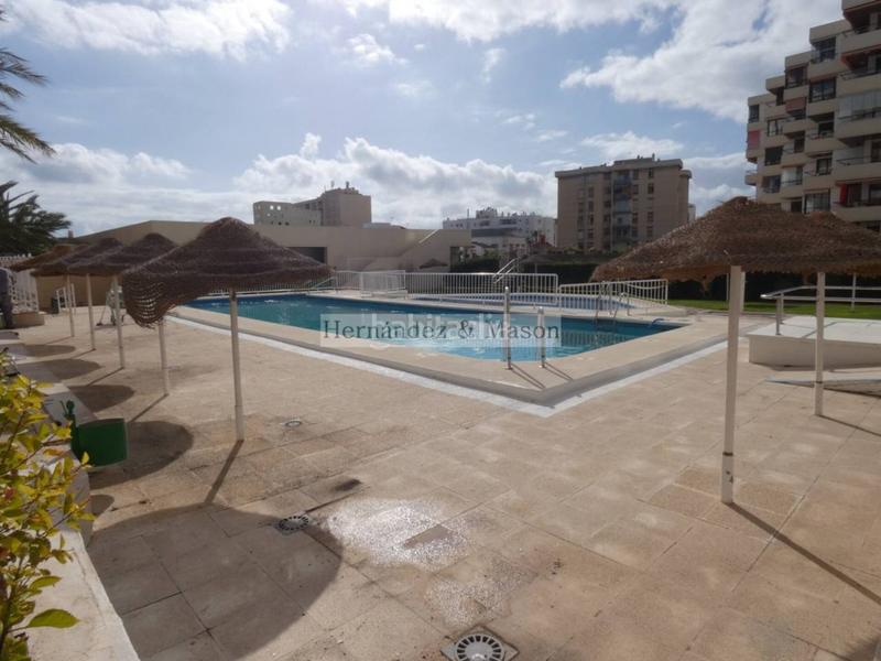 Foto 8321ce41-5142-4bce-9c12-a66f0c3de82a. Piso  en venta en El Bajondillo en El Bajondillo Torremolinos