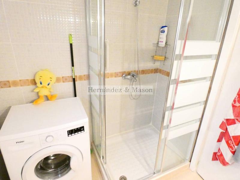 Foto 9f0d0b16-b018-486d-a015-5af3310544ec. Piso  en venta en El Bajondillo en El Bajondillo Torremolinos