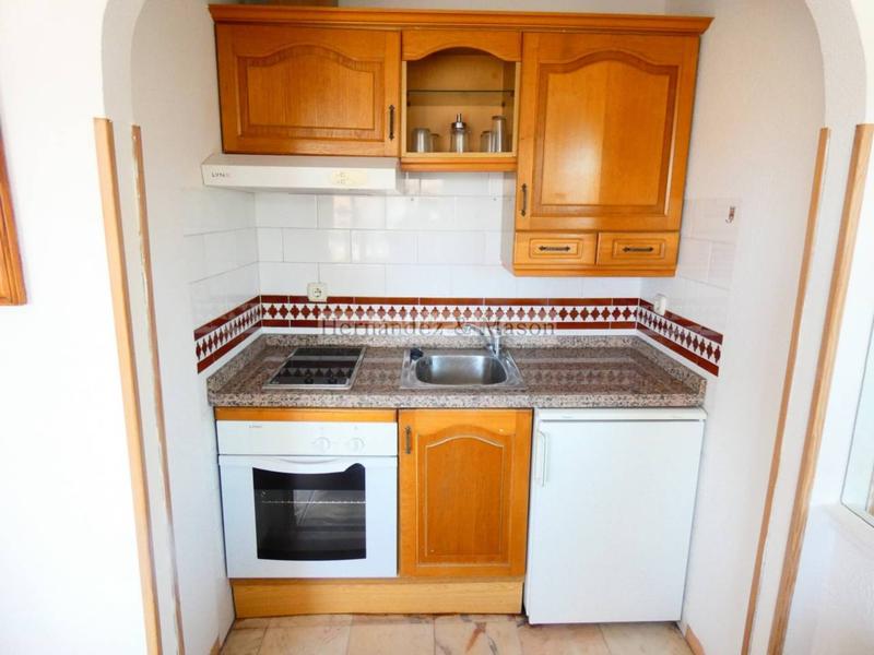 Foto b317a55f-e4ba-4152-bf37-0a7f51eec8b9. Estudi amb piscina a La Carihuela - Los Nidos Torremolinos