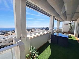 Àtic  Retamar. Ático con espectaculares vistas en benalmádena