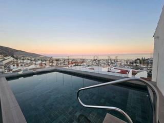 Flat  Biznaga. Exclusivo piso de lujo en pleno corazón de benalmádena pueblo!