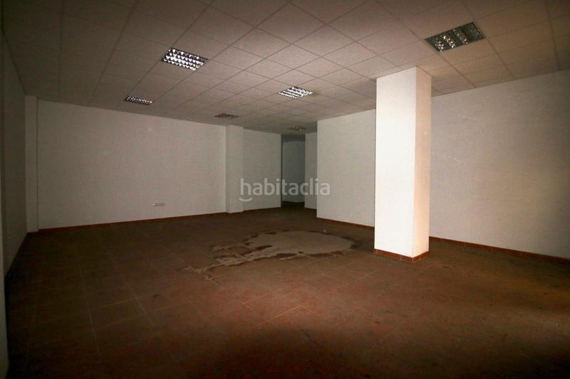 Foto bc621acb-9f66-4661-ad30-d28cde9ca80e. Rent business premise in avenida pierre de coubertin 3 in Cáceres