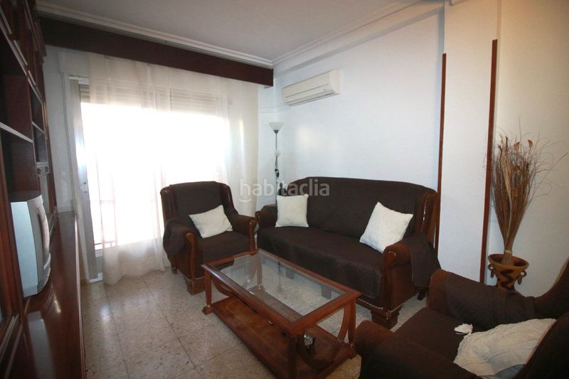 Foto a4de3a6d-d959-4f9b-8245-83a298815f55. Miete etagenwohnung in calle linares 2 in Centro Cáceres