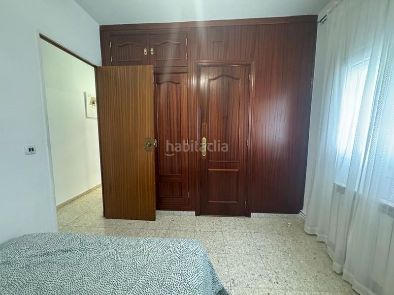 Foto bc6ae9c6-7b4d-48d0-8251-d46628d18220. Miete etagenwohnung in calle linares 2 in Centro Cáceres