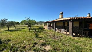 Masia a N/a. Casa de campo a 10 minutos de cáceres