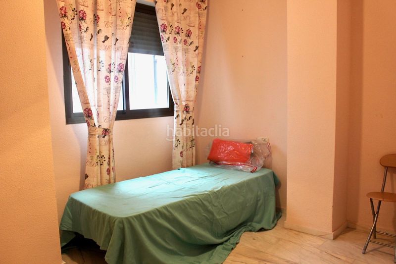 Foto 149b8e83-b3bf-408c-8048-f609cbb7b29b. Location appartement dans calle argentina 18 dans Centro Cáceres