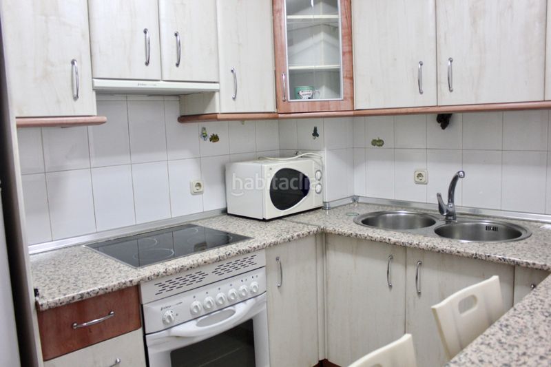 Foto 4c004f89-ffa9-4c50-8b46-d24150938b3b. Location appartement dans calle argentina 18 dans Centro Cáceres