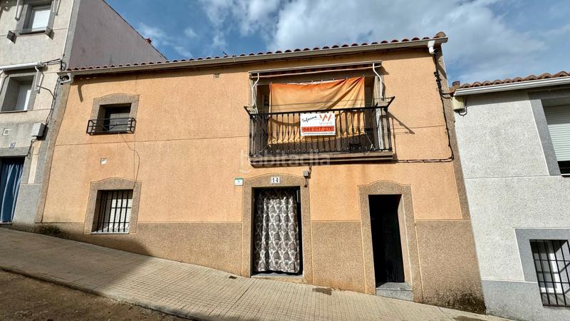 Foto d780aa97-5b4c-4101-a102-e34f649591f4. Casa en calle virgen 14 casa en Aliseda