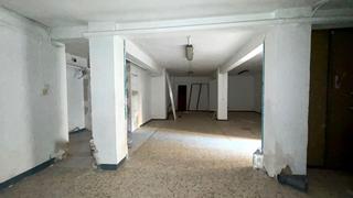 Local Comercial en Calle abilio rodrguez rosillo 2. Local, almacn, trastero y/o garaje