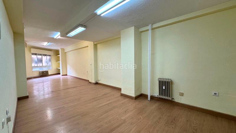 Foto 885f3546-979c-47a3-8908-bda803b91322. Büro in avenida antonio hurtado 2 in Centro Cáceres