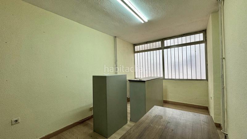 Foto b3b4252f-ecfe-4ece-8f70-3571b3f2523a. Büro in avenida antonio hurtado 2 in Centro Cáceres