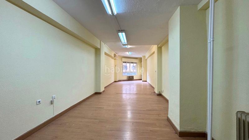 Foto d10bd563-7d15-44d6-9778-961c6ca7b7b5. Büro in avenida antonio hurtado 2 in Centro Cáceres