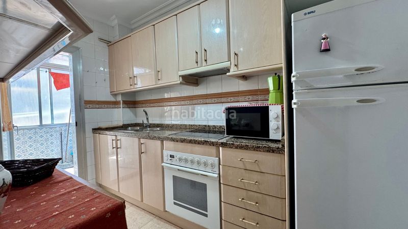 Foto 58f0796f-7a48-4722-b583-46d0bc2800a0. Alquiler piso en avenida de españa 15 estudiantes. varios pisos, diferentes precios en Cáceres