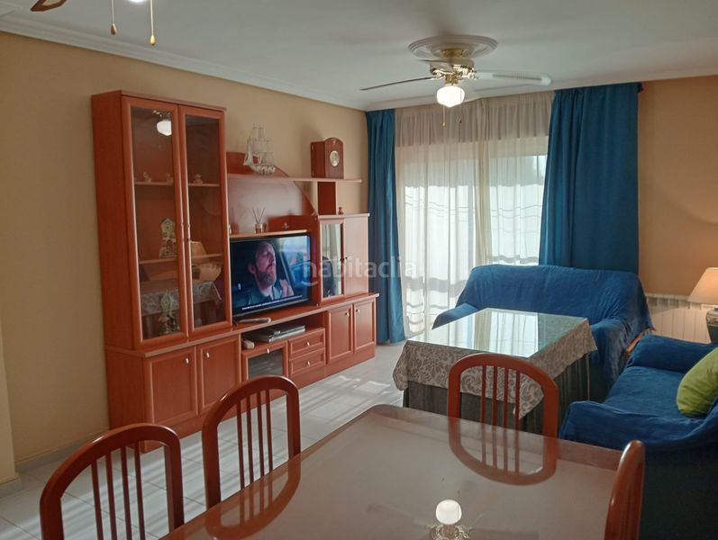 Foto 6d2117e1-b420-4f48-bd09-f83d085b38a7. Alquiler piso en avenida de españa 15 estudiantes. varios pisos, diferentes precios en Cáceres